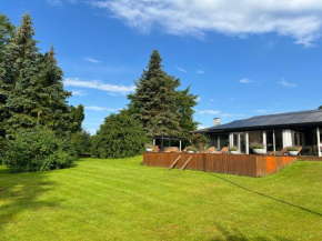 Villa with private pool and jacuzzi in Ringsted